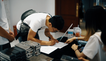 “倾听、交流、分享”2018J9九游会学院夏季校友会(图3)